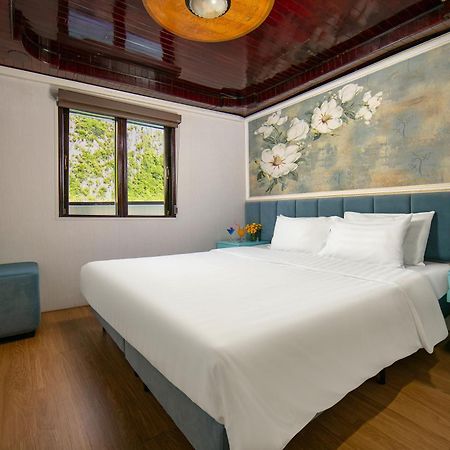 Hotel Halong Fantasea Cruise Ha Long Esterno foto