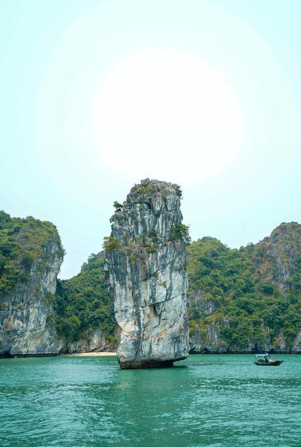 Hotel Halong Fantasea Cruise Ha Long Esterno foto