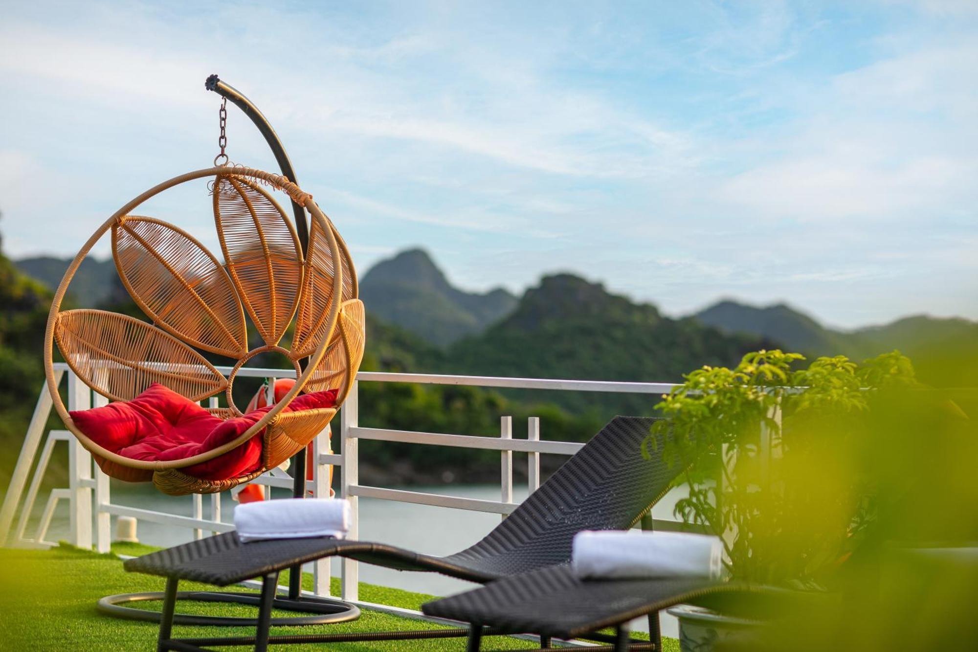 Hotel Halong Fantasea Cruise Ha Long Esterno foto