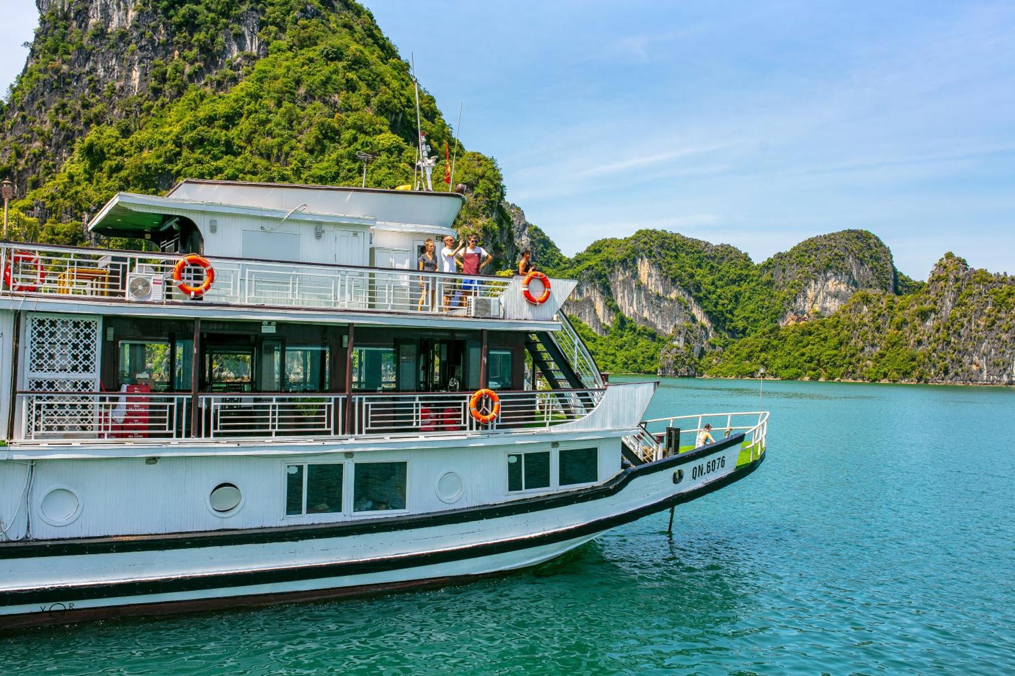 Hotel Halong Fantasea Cruise Ha Long Esterno foto