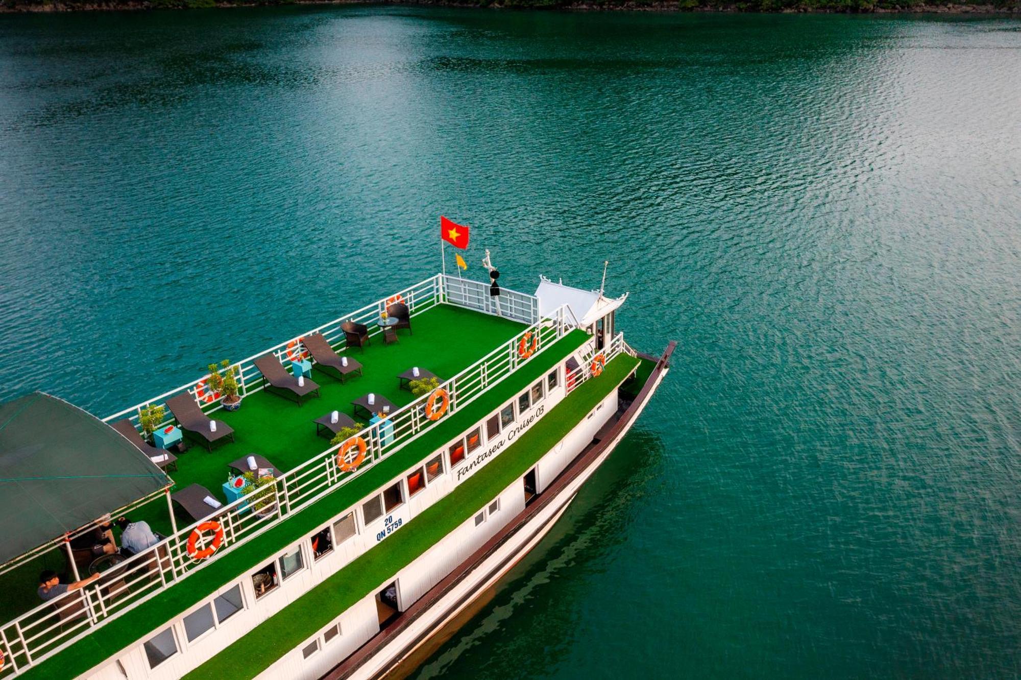 Hotel Halong Fantasea Cruise Ha Long Esterno foto