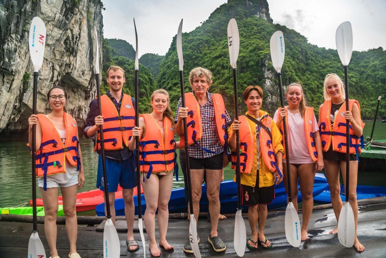 Hotel Halong Fantasea Cruise Ha Long Esterno foto